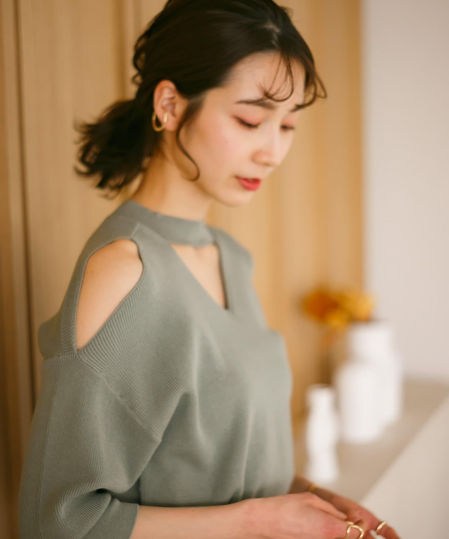 鏤空高領針織衫（五分袖）