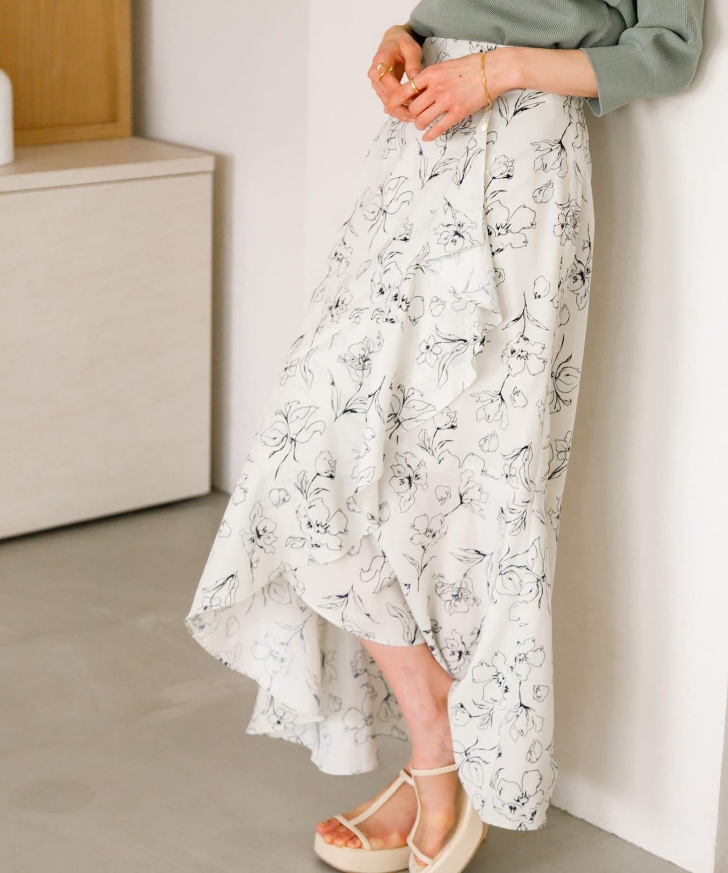 花卉印花荷葉邊半身裙