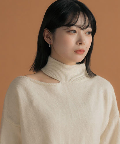 不對稱一字肩寬鬆針織衫