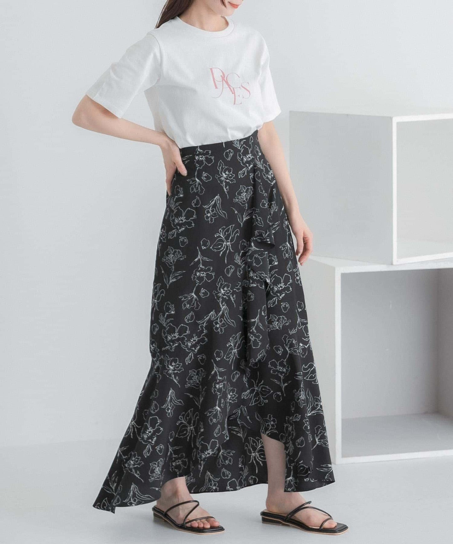 花卉印花荷葉邊半身裙