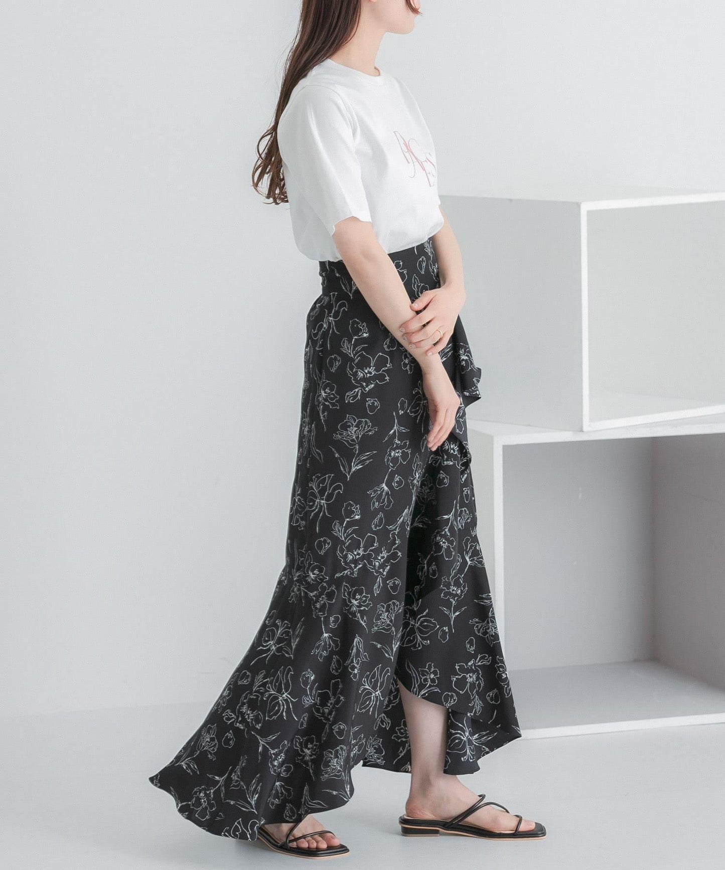 花卉印花荷葉邊半身裙