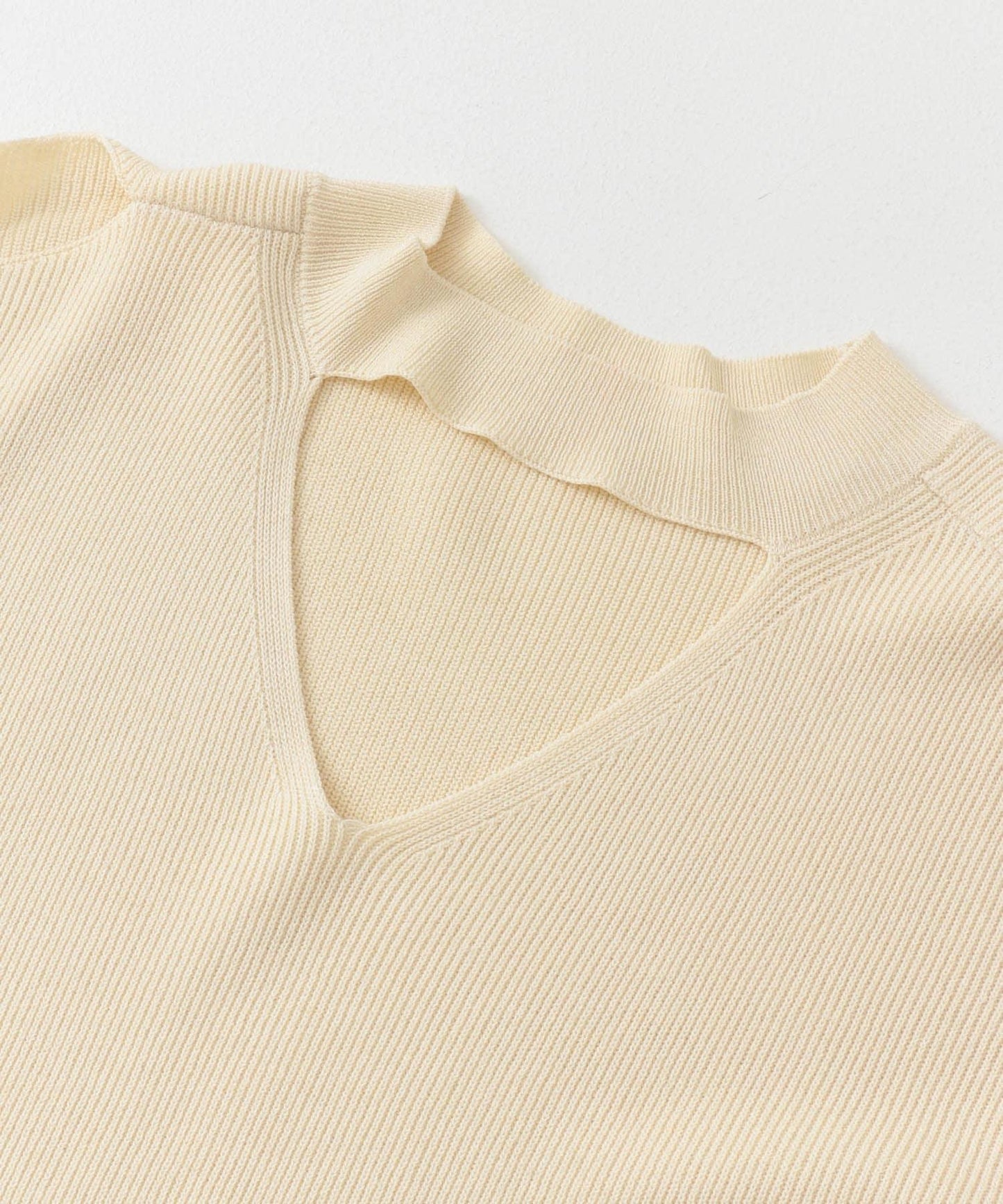 鏤空高領針織衫（五分袖）