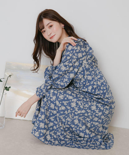 背部設計花卉連衣裙