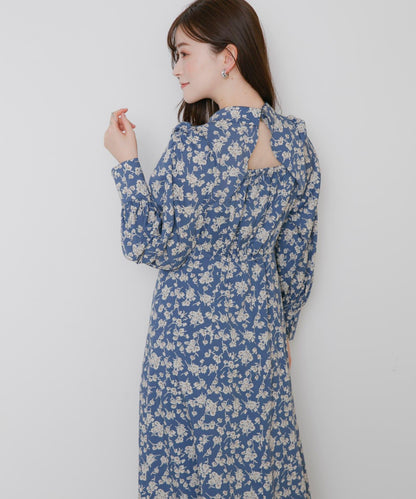 背部設計花卉連衣裙