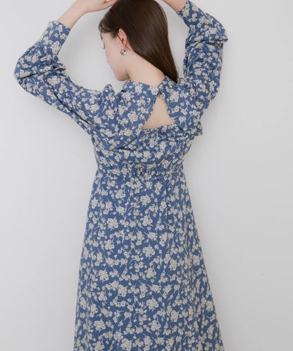 背部設計花卉連衣裙