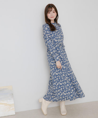 背部設計花卉連衣裙