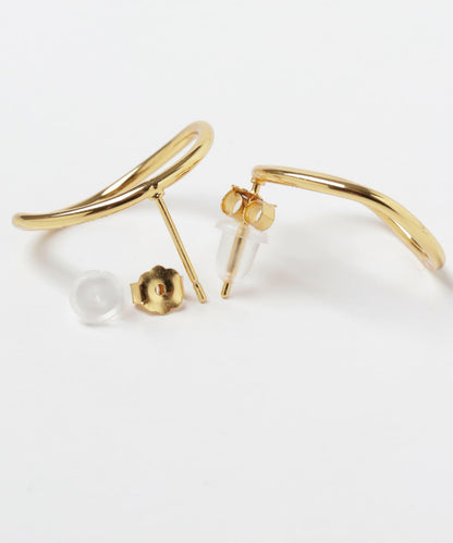 SMELLY so’彎曲圓環耳釘