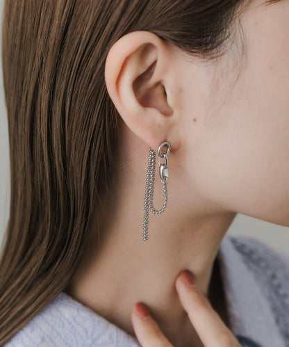 微妙金屬球鏈耳環