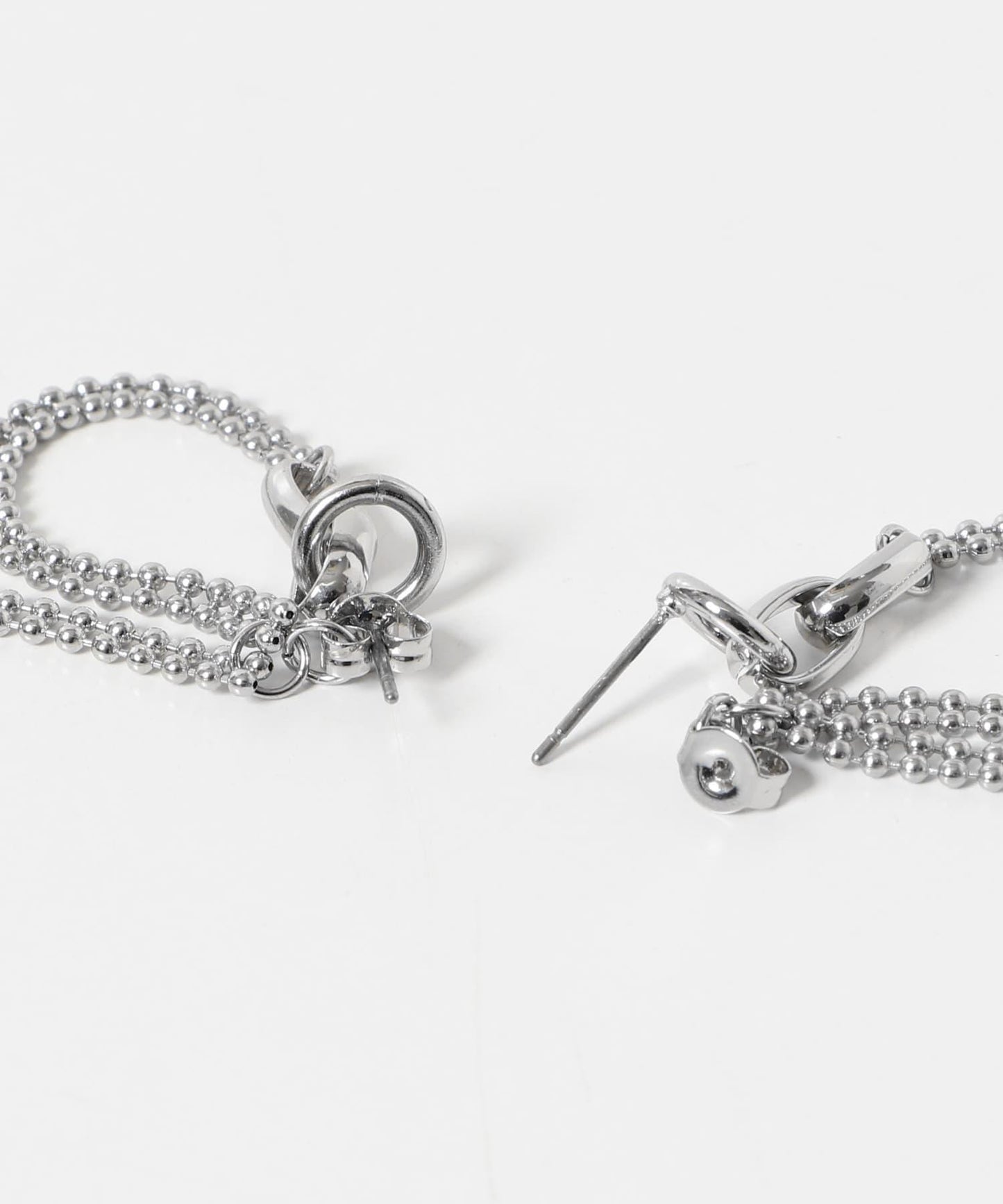 微妙金屬球鏈耳環