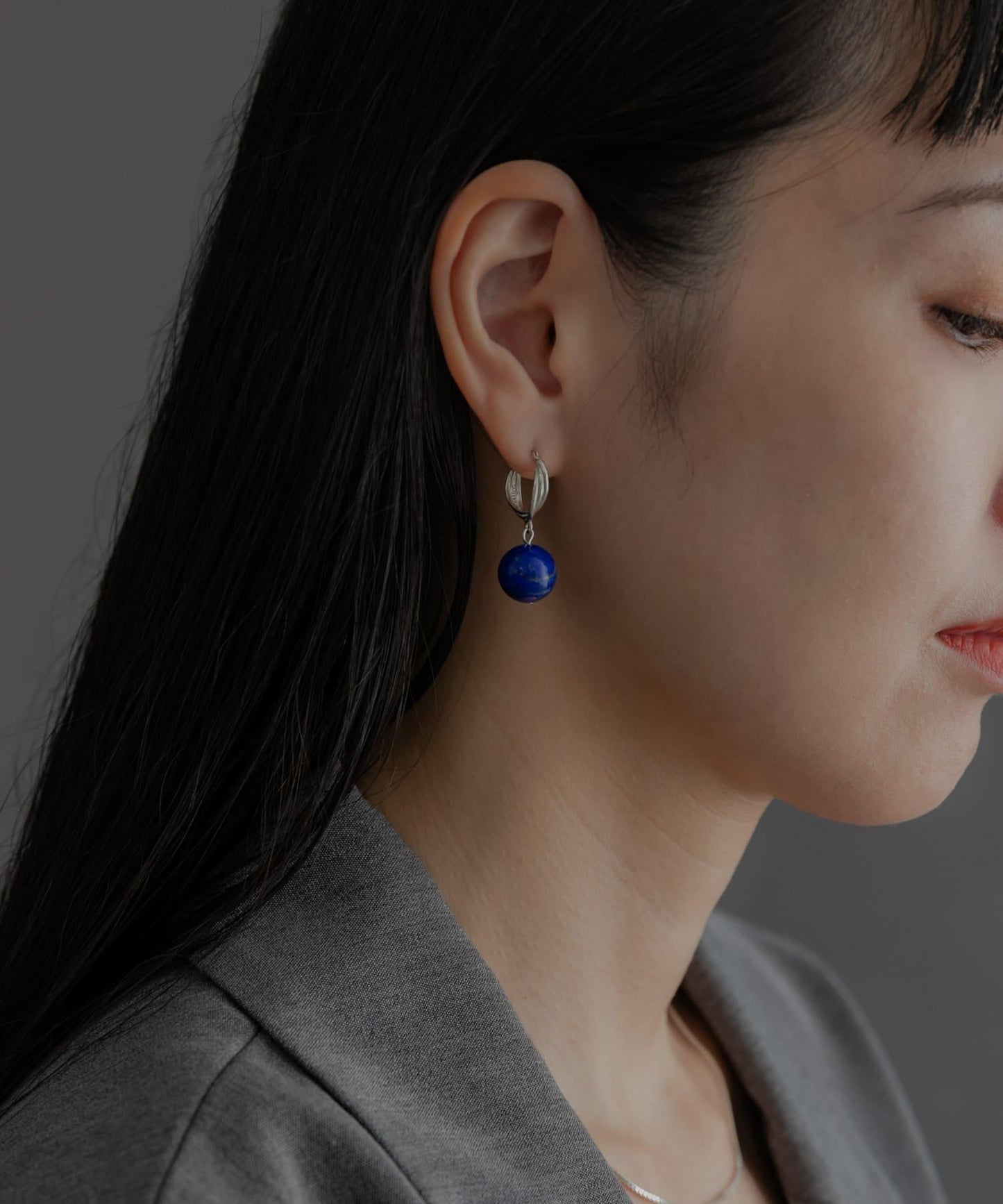 SMELLY 青金石耳釘