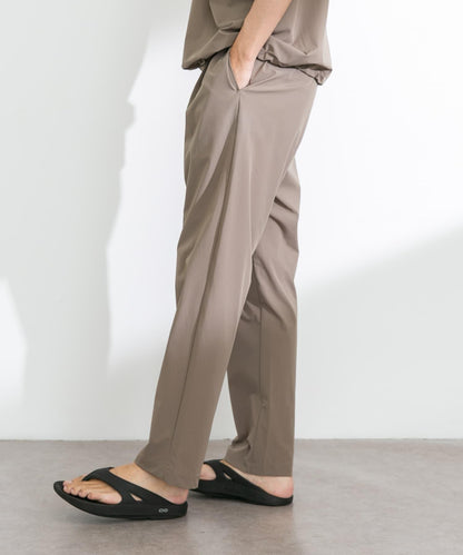 「接觸冷感/吸溼速幹/防紫外線」Breeze Fit休閒褲