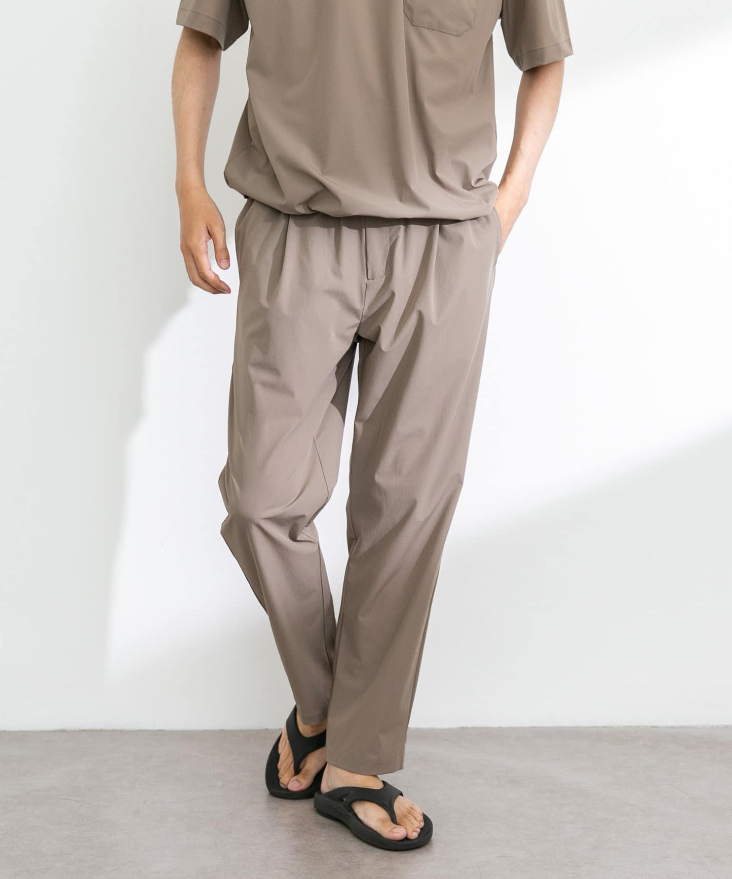 「接觸冷感/吸溼速幹/防紫外線」Breeze Fit休閒褲