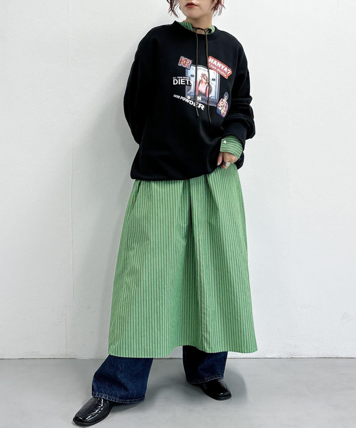 方領套裝條紋連衣裙