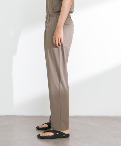 「接觸冷感/吸溼速幹/防紫外線」Breeze Fit休閒褲