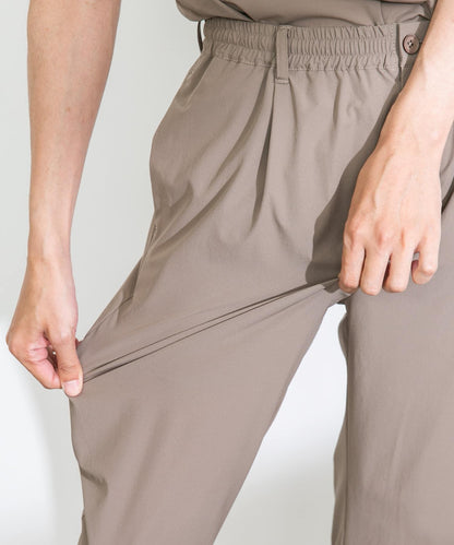 「接觸冷感/吸溼速幹/防紫外線」Breeze Fit休閒褲