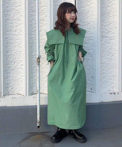 方領套裝條紋連衣裙