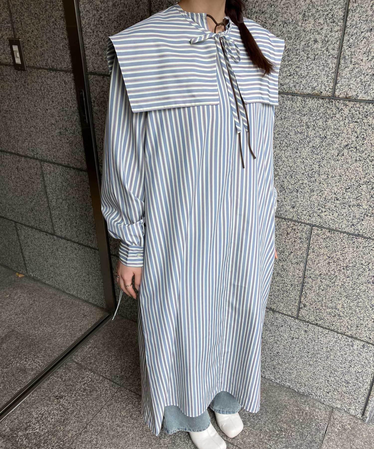 方領套裝條紋連衣裙