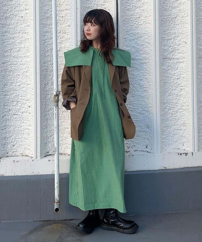 方領套裝條紋連衣裙