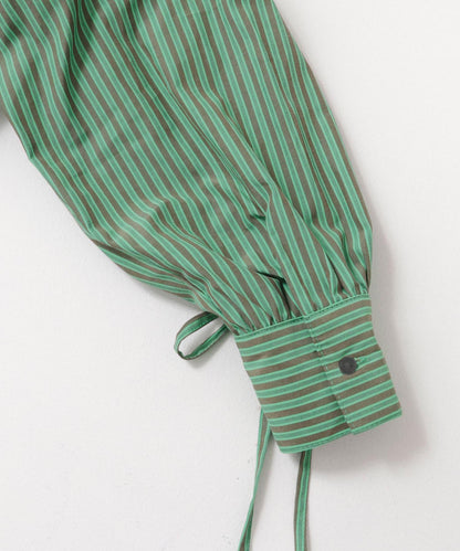 方領套裝條紋連衣裙