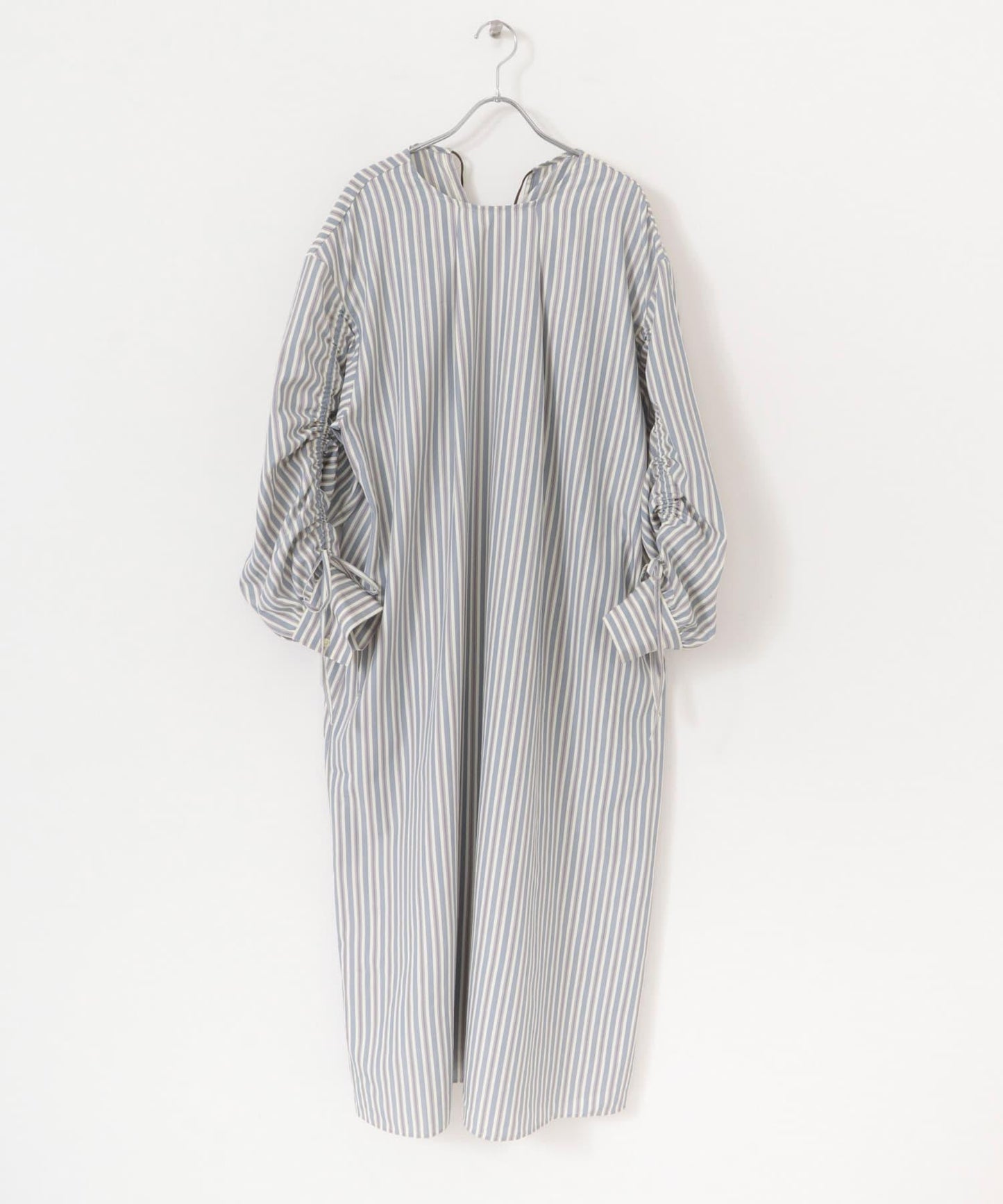 方領套裝條紋連衣裙