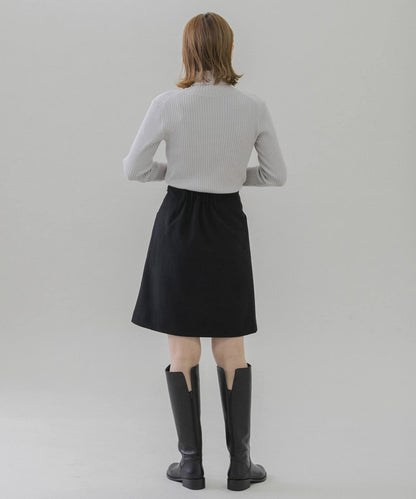 仿羊毛呢A字迷你裙