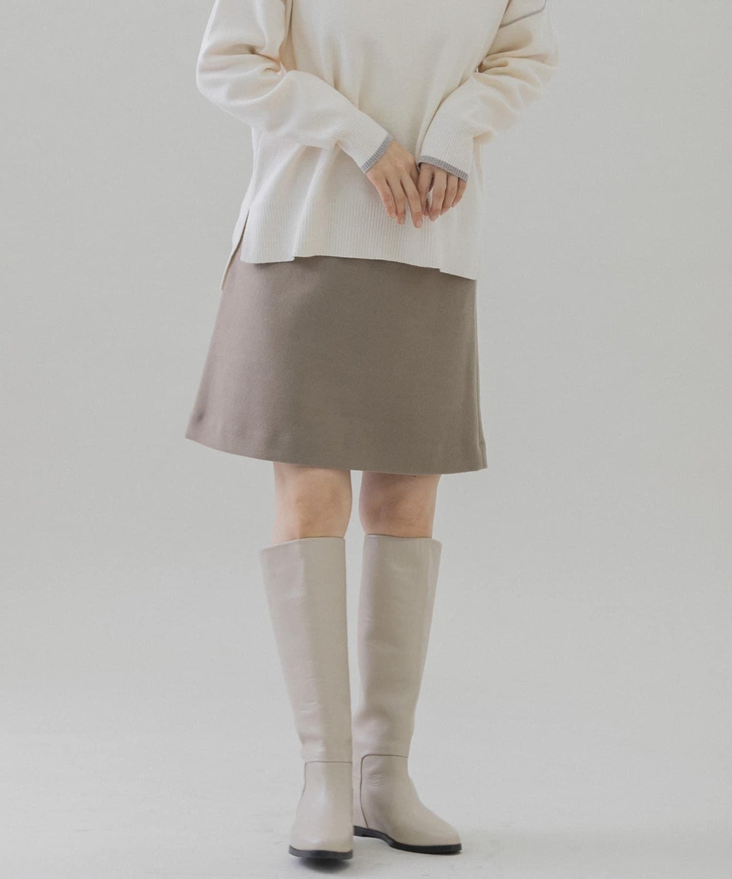 仿羊毛呢A字迷你裙