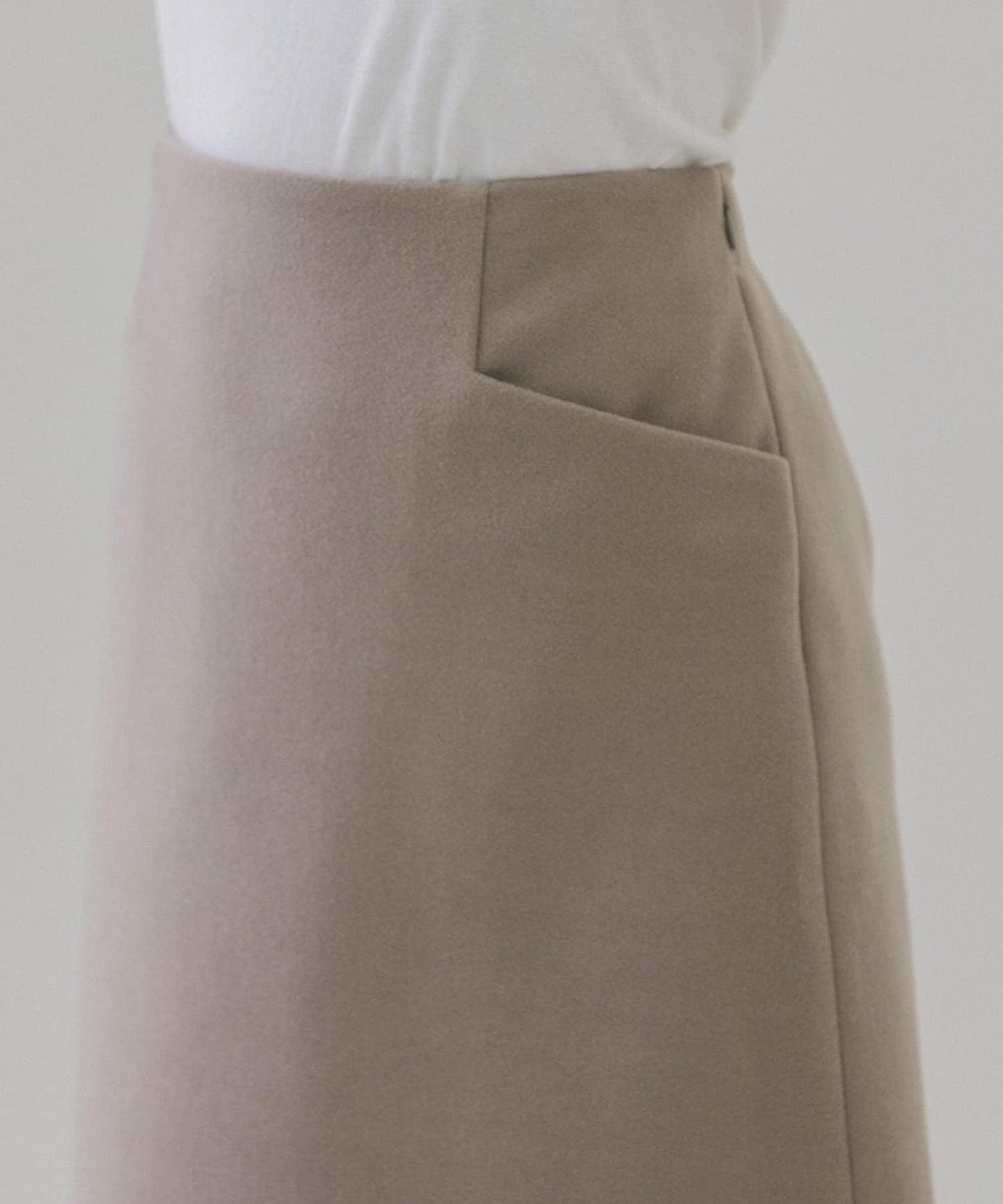 仿羊毛呢A字迷你裙