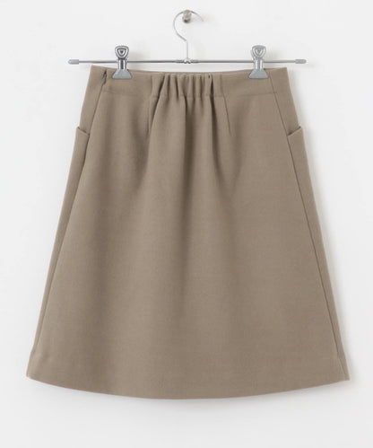 仿羊毛呢A字迷你裙