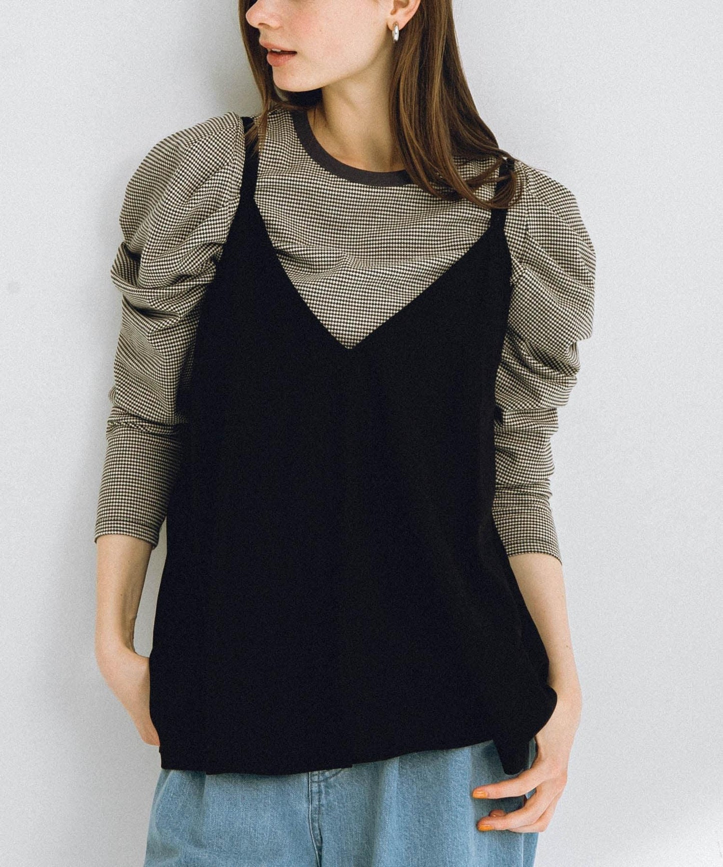 荷葉邊吊帶背心