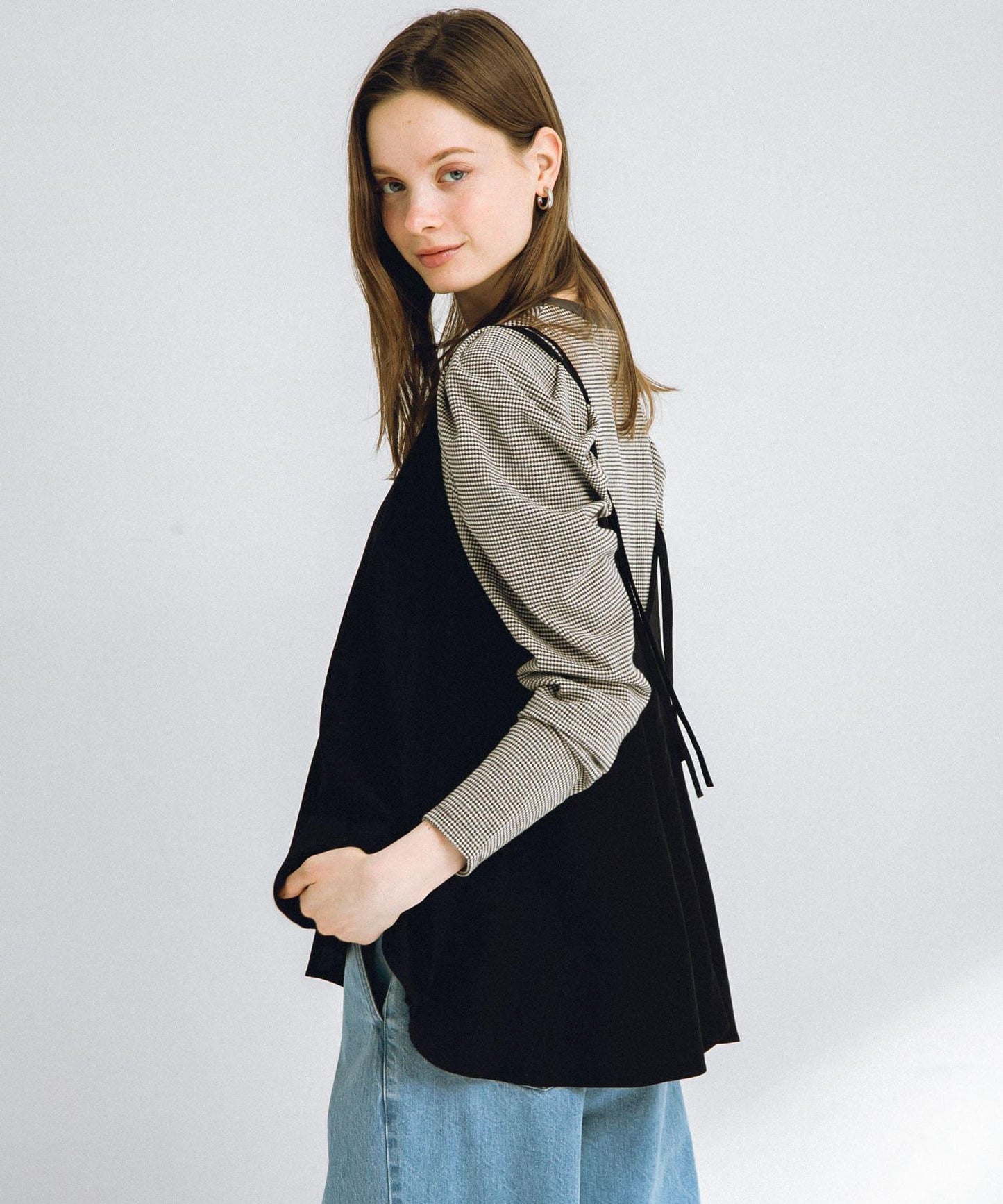 荷葉邊吊帶背心