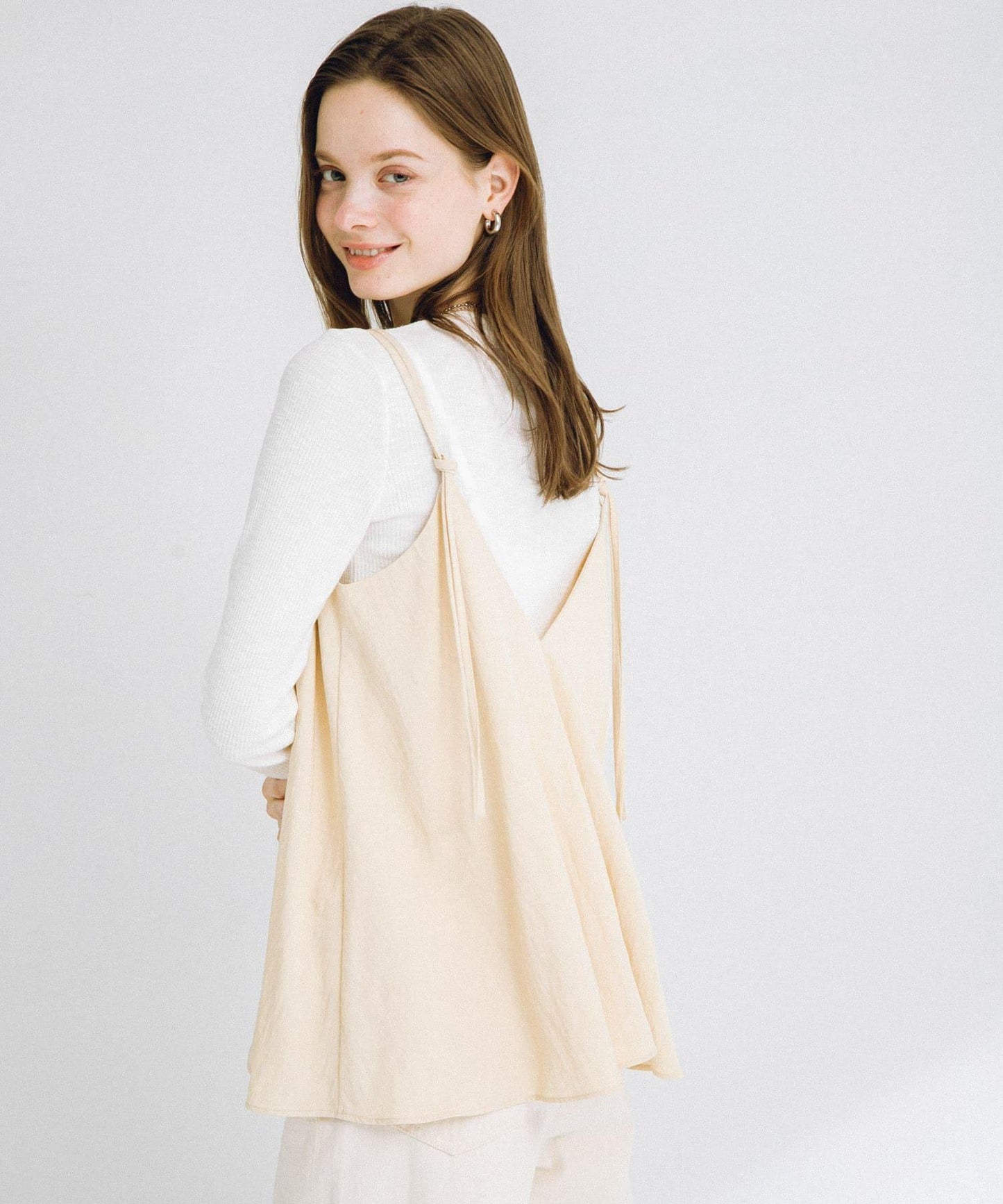 荷葉邊吊帶背心