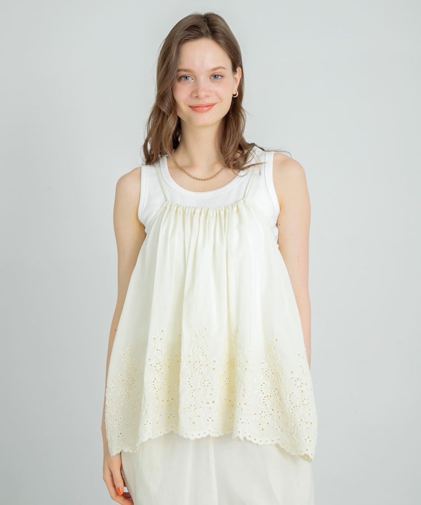 刺繡棉吊帶上衣×褲子套裝