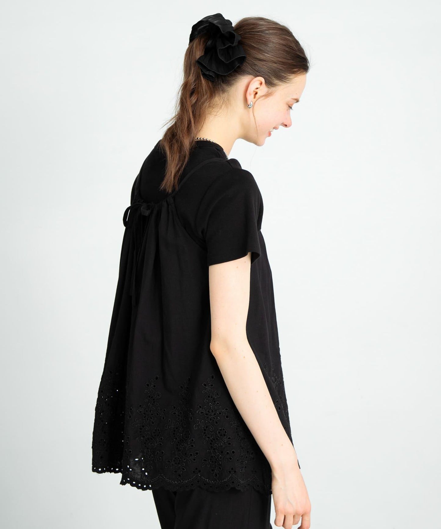 刺繡棉吊帶上衣×褲子套裝