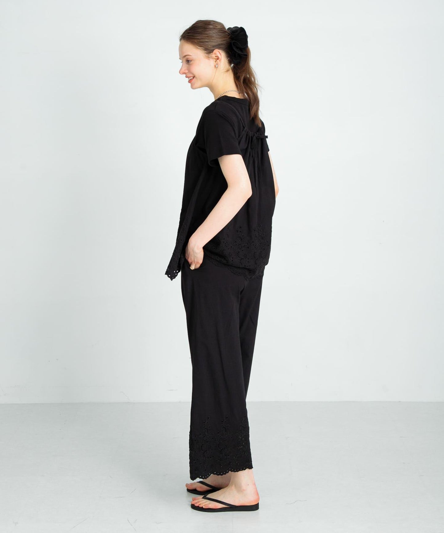 刺繡棉吊帶上衣×褲子套裝