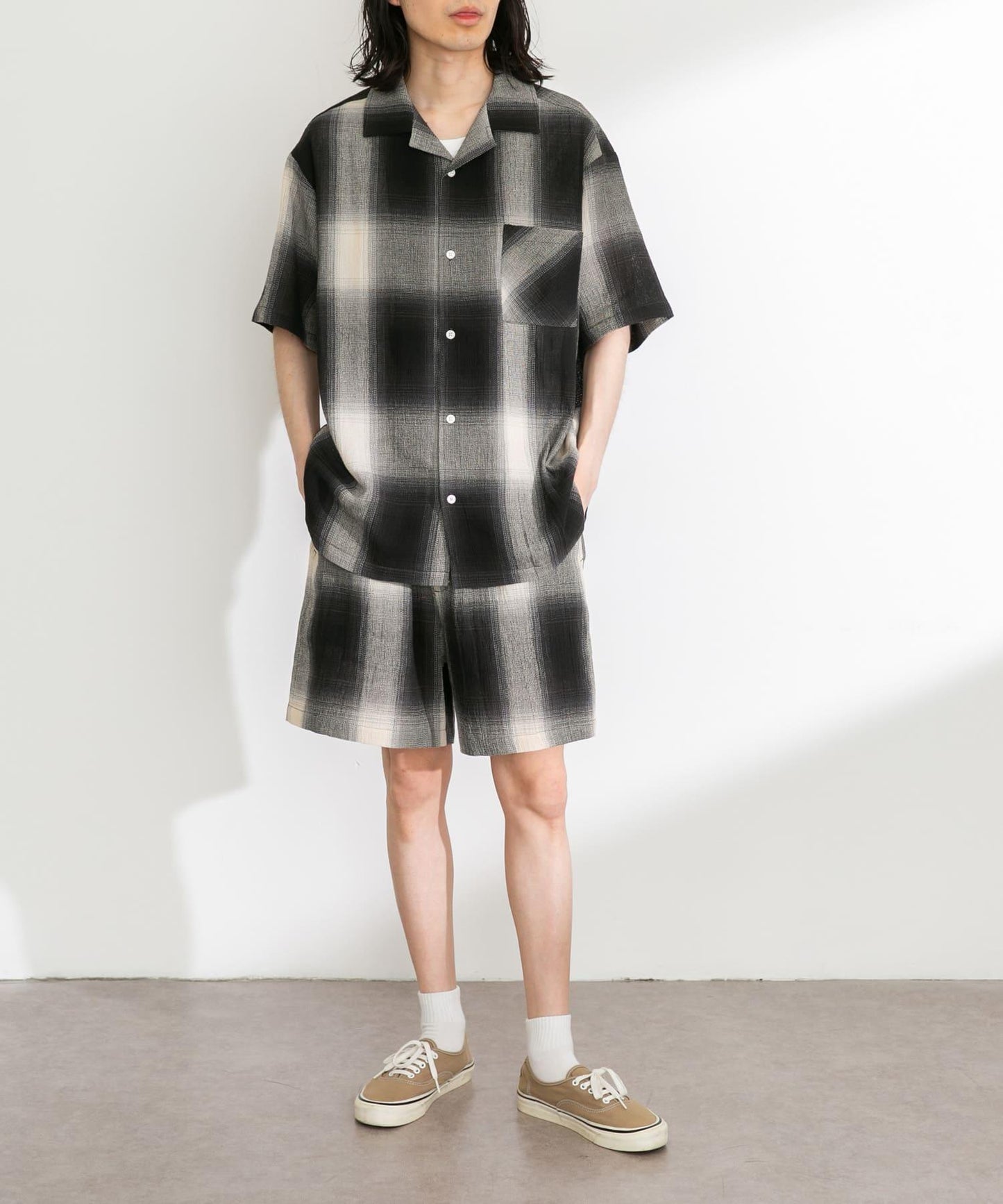 漸變格紋休閒短褲