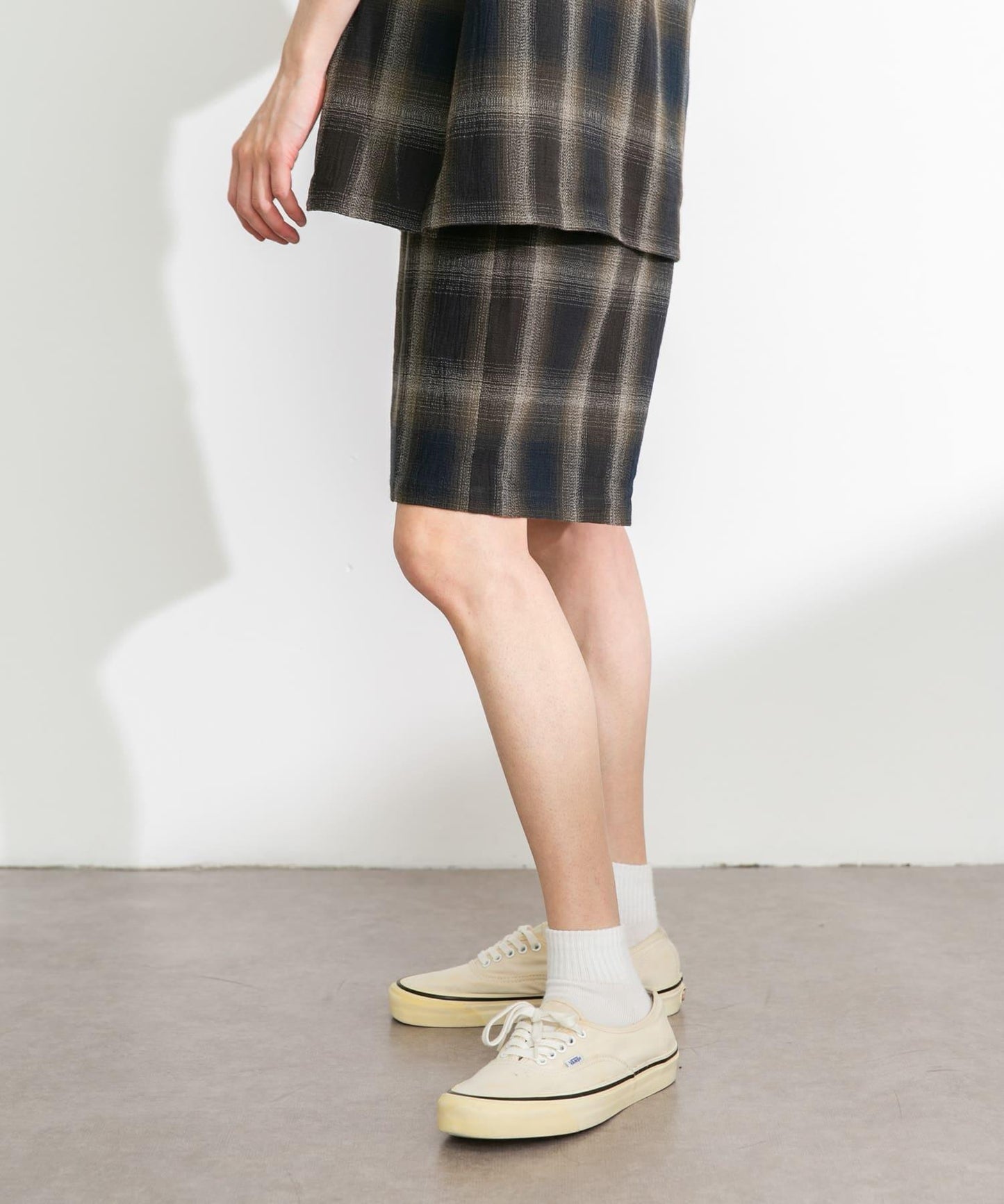 漸變格紋休閒短褲