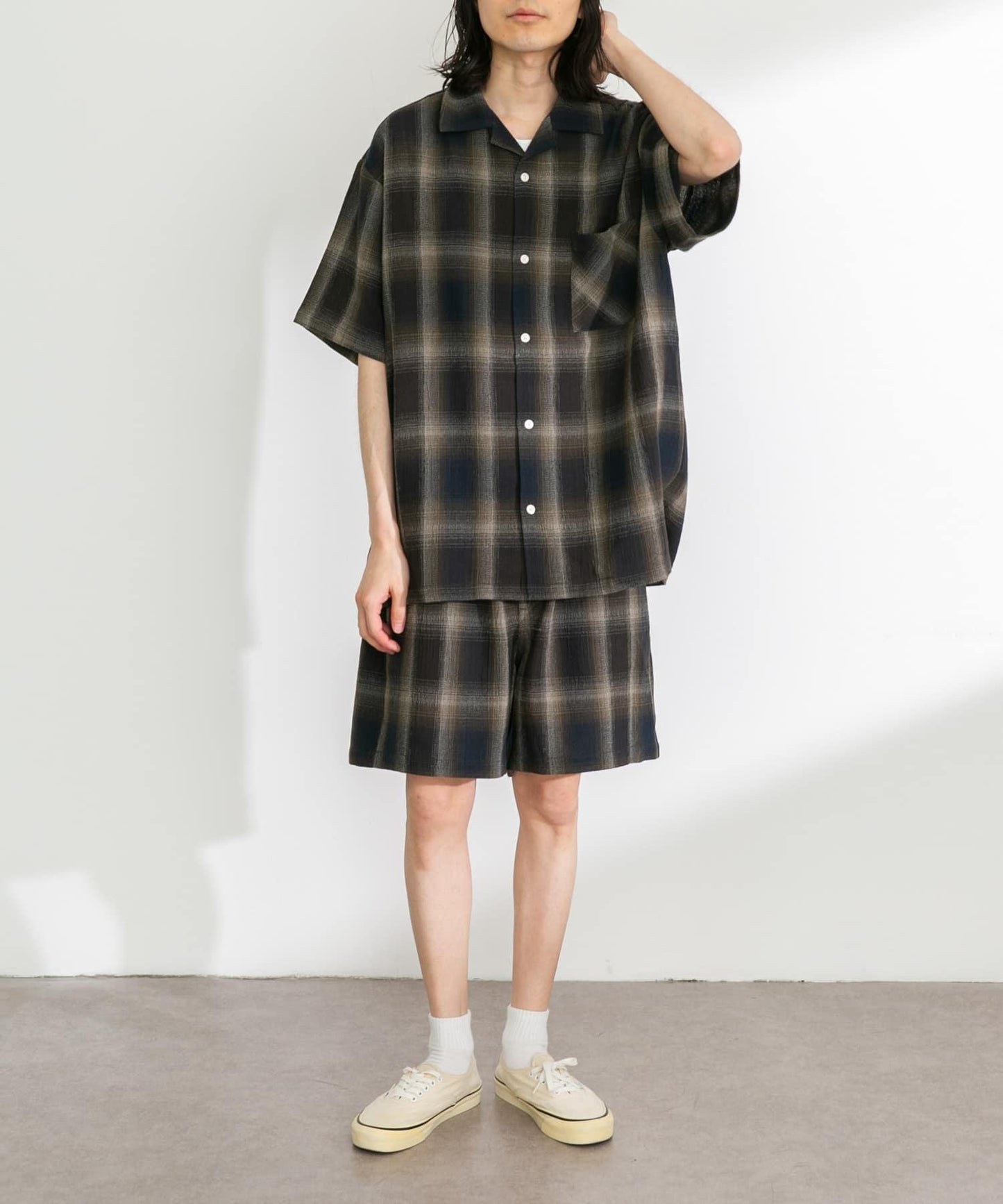 漸變格紋休閒短褲