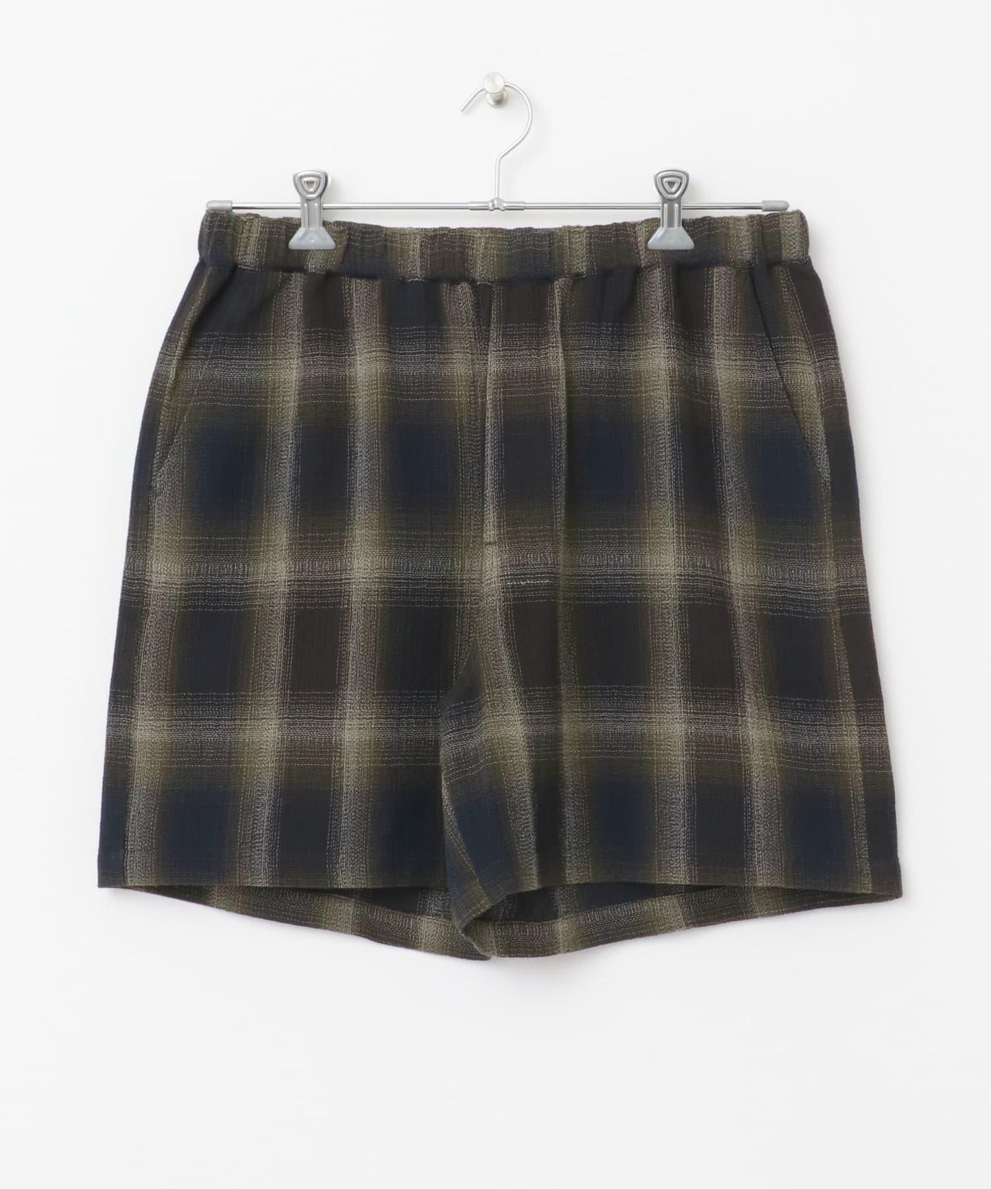 漸變格紋休閒短褲