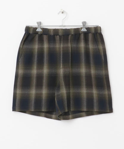 漸變格紋休閒短褲