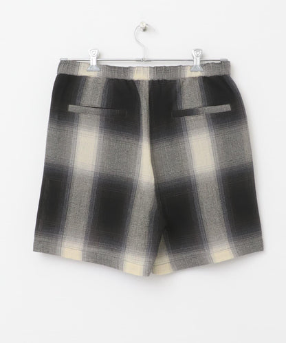 漸變格紋休閒短褲