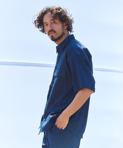 OOPS 可伸縮雙口袋襯衫