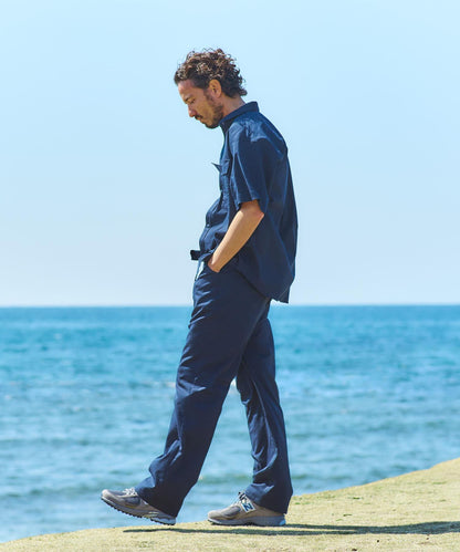 OOPS 可伸縮雙口袋襯衫