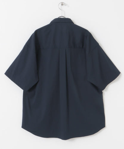 OOPS 可伸縮雙口袋襯衫