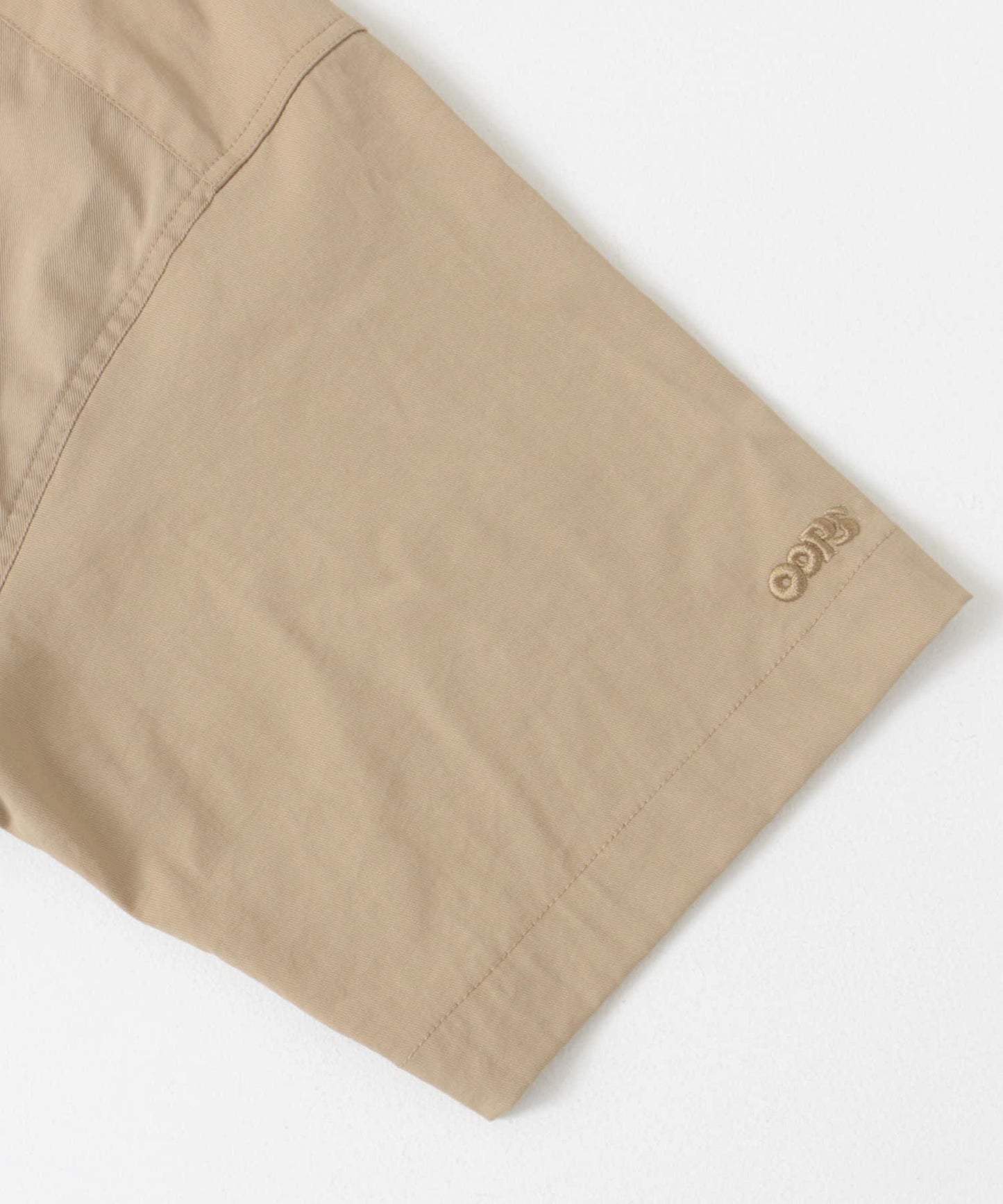 OOPS 可伸縮雙口袋襯衫