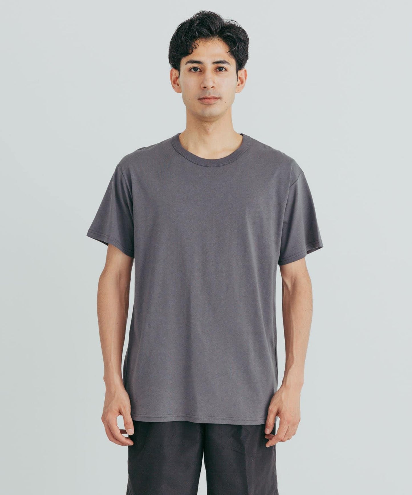 『UR TECH』圓領T恤