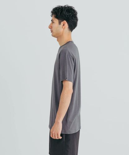 『UR TECH』圓領T恤