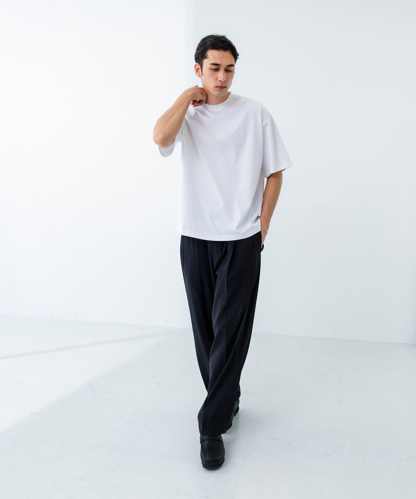 new basic 冷感COOL短袖T恤