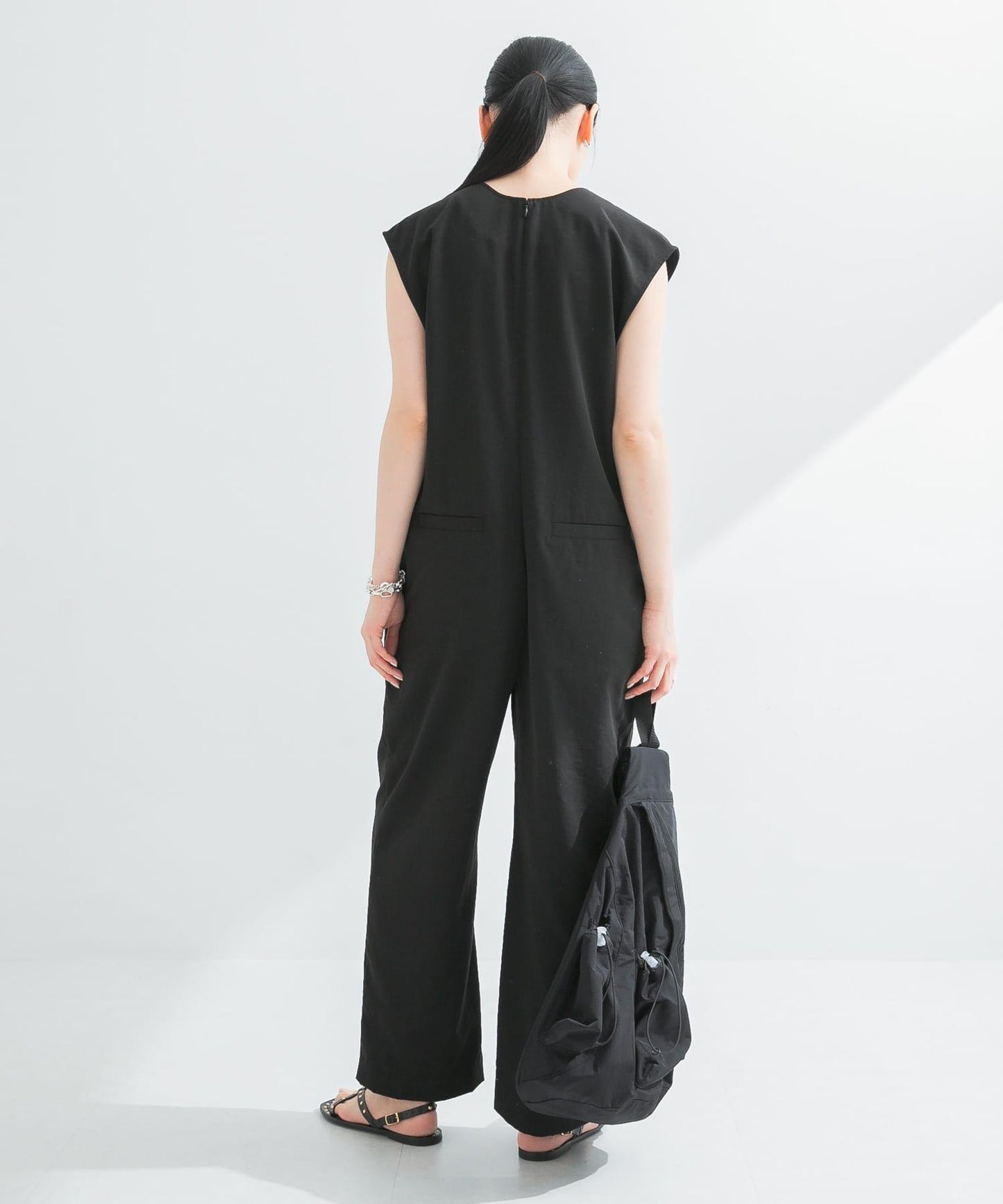 2尺碼可選亞麻風深V領連體褲