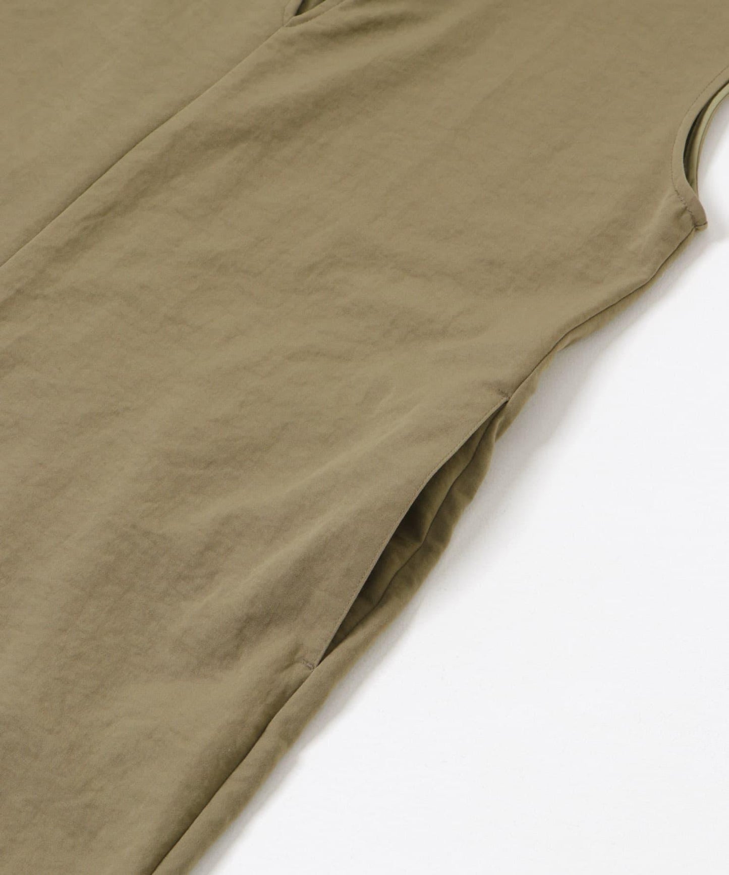 2尺碼可選亞麻風深V領連體褲