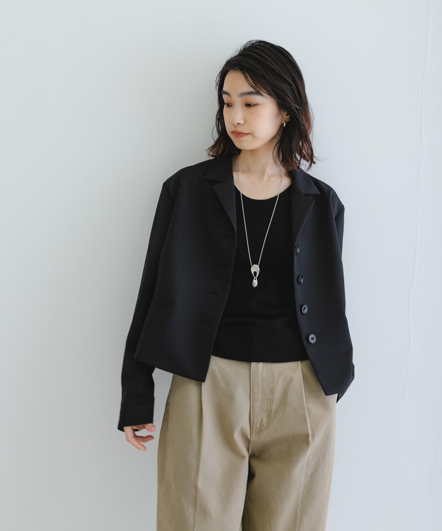new basic 盒型短款夾克